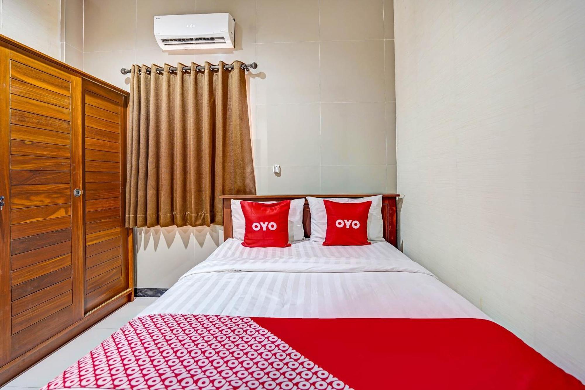Oyo 90889 Dkb Residence Surabaya Exterior photo